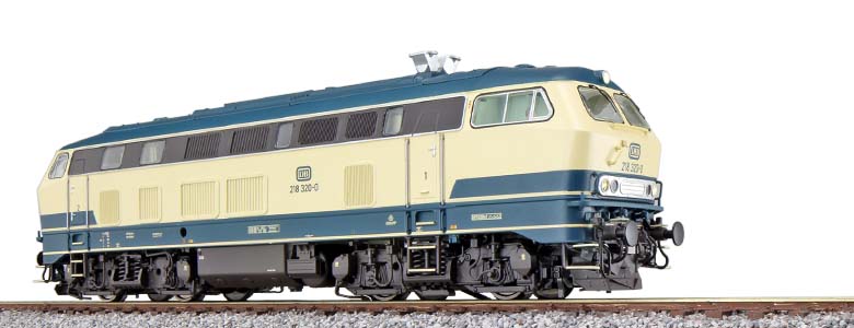31011